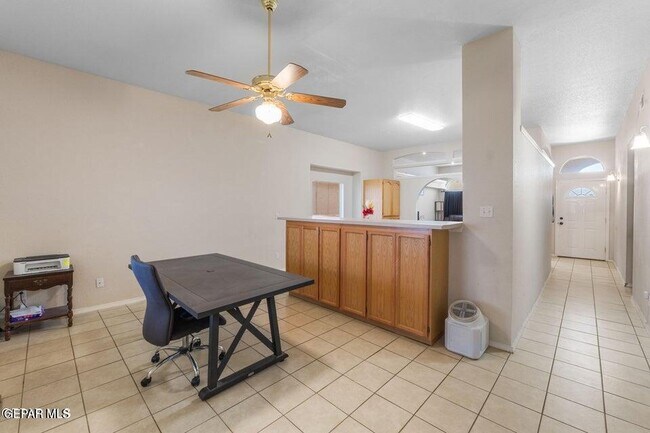 Building Photo - 2297 Lisa Sherr St