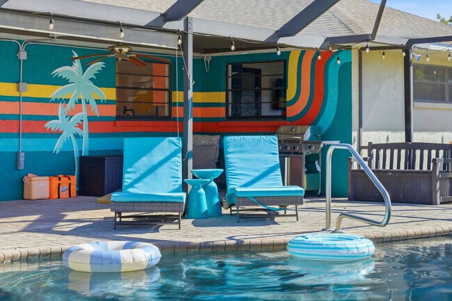 Building Photo - 428 46th St NW