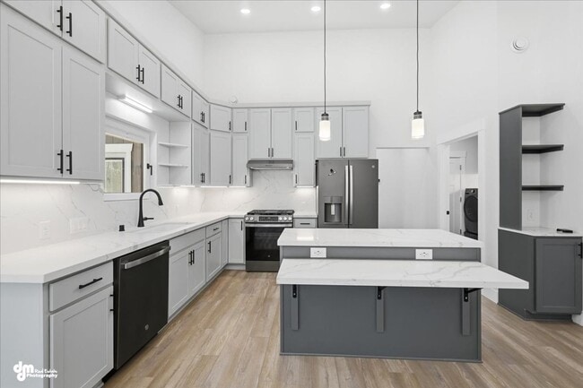 Building Photo - Fully ADA Accessible Home!