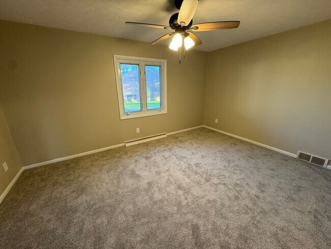 Building Photo - 3 Bed in Doylestown
