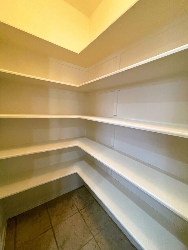 Building Photo - 11021 Boundless Valley Dr