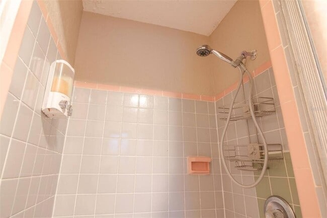 Building Photo - 1245 CATALPA Ln