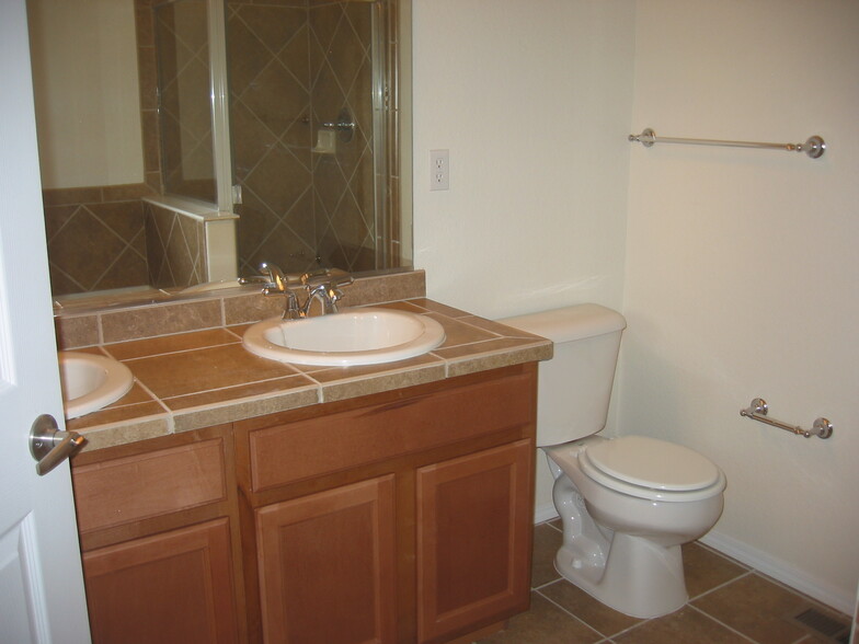 Master Bath - 8510 Canyon Rim Trail