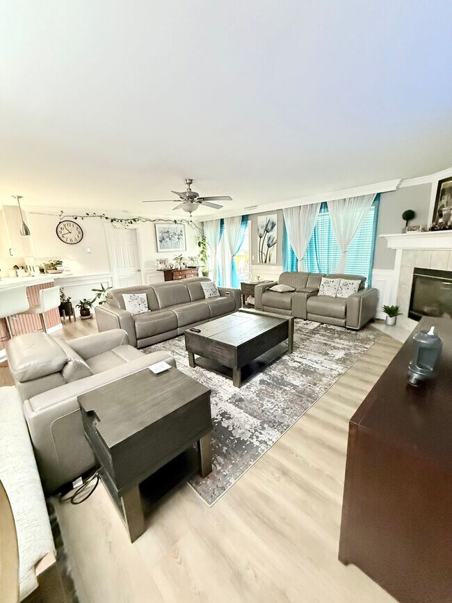 Building Photo - A stunning home in desirable Stendahl Ridge!