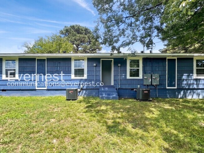Building Photo - 40 Hiland Pl
