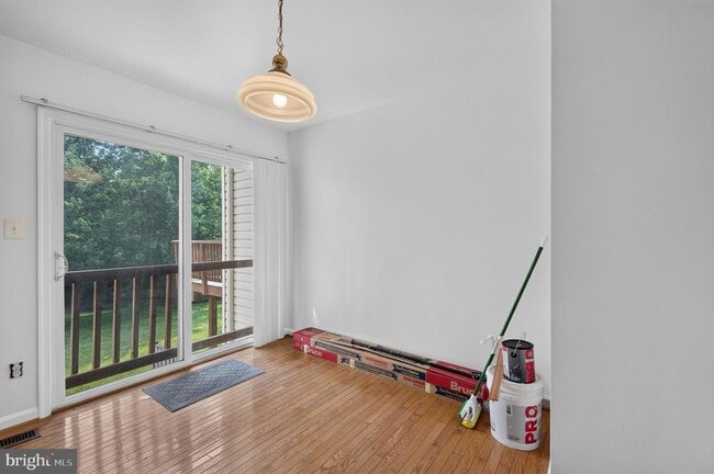 Building Photo - 15044 Gaffney Cir