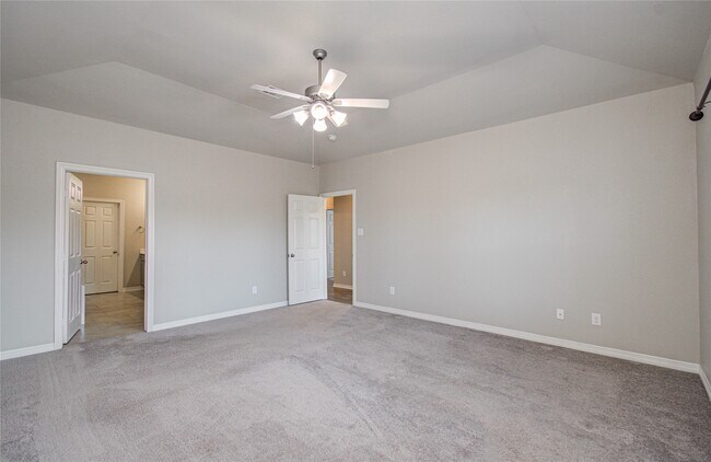 Building Photo - 1705 Bayway Dr