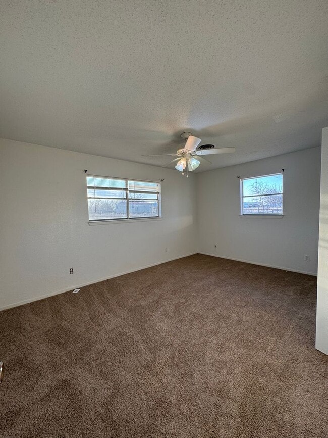 Building Photo - Lorena ISD