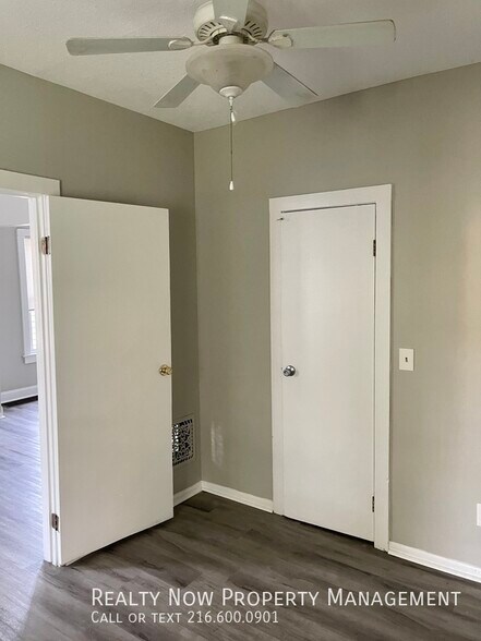 Building Photo - 1535 Coutant Ave