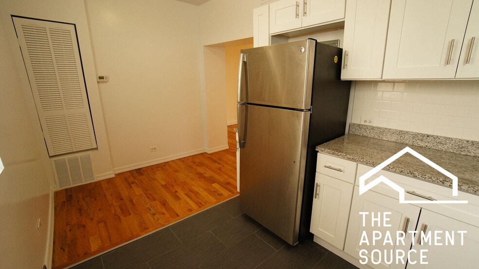 Building Photo - 2349 N Drake Ave