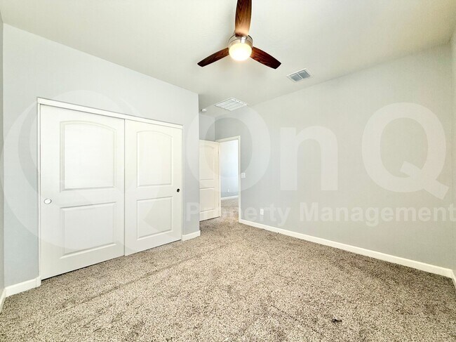 Building Photo - 4101 W Alabama Ln