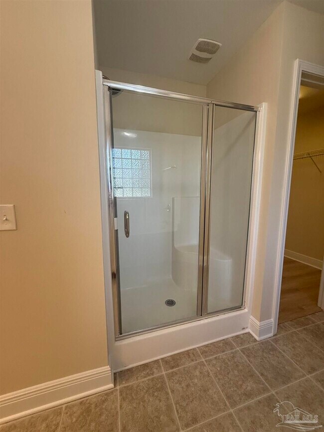 Building Photo - 5973 Chi Chi Cir
