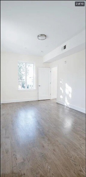 Building Photo - 3294 John F. Kennedy Blvd