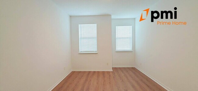 Building Photo - Luxury Living in Winter Garden – 4-Bedroom and 3.5-Bathrooms Home with Screened Patio & EV Charging