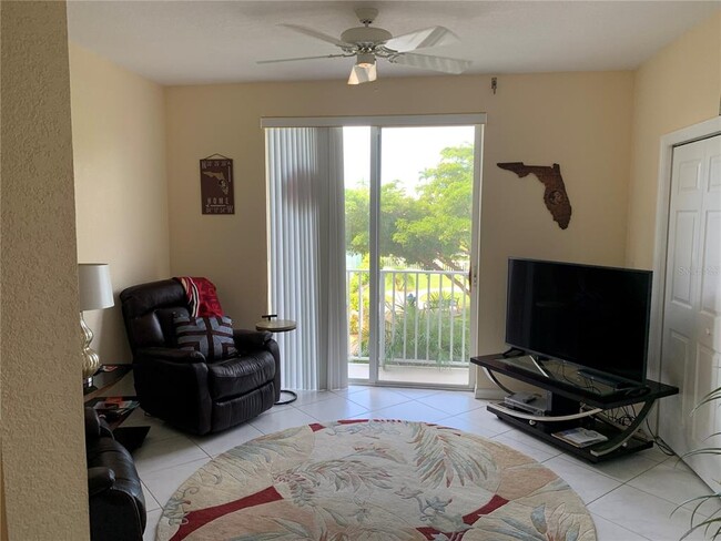Building Photo - 200 Harbor Walk Dr