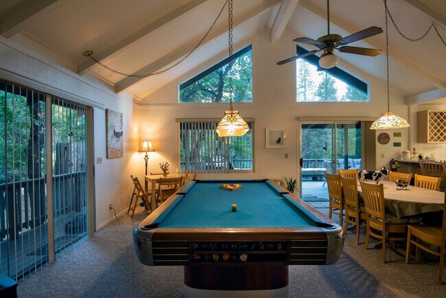 Building Photo - 8040 Sugarpine Pl