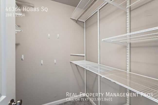 Building Photo - 46364 Hobbs Square