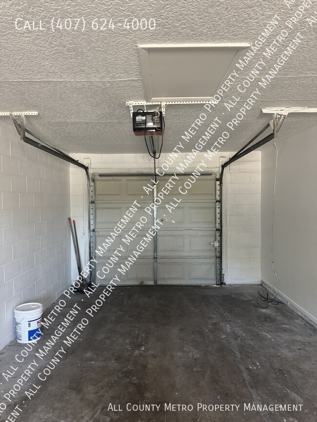 Building Photo - 1426 S Hawthorne Ave