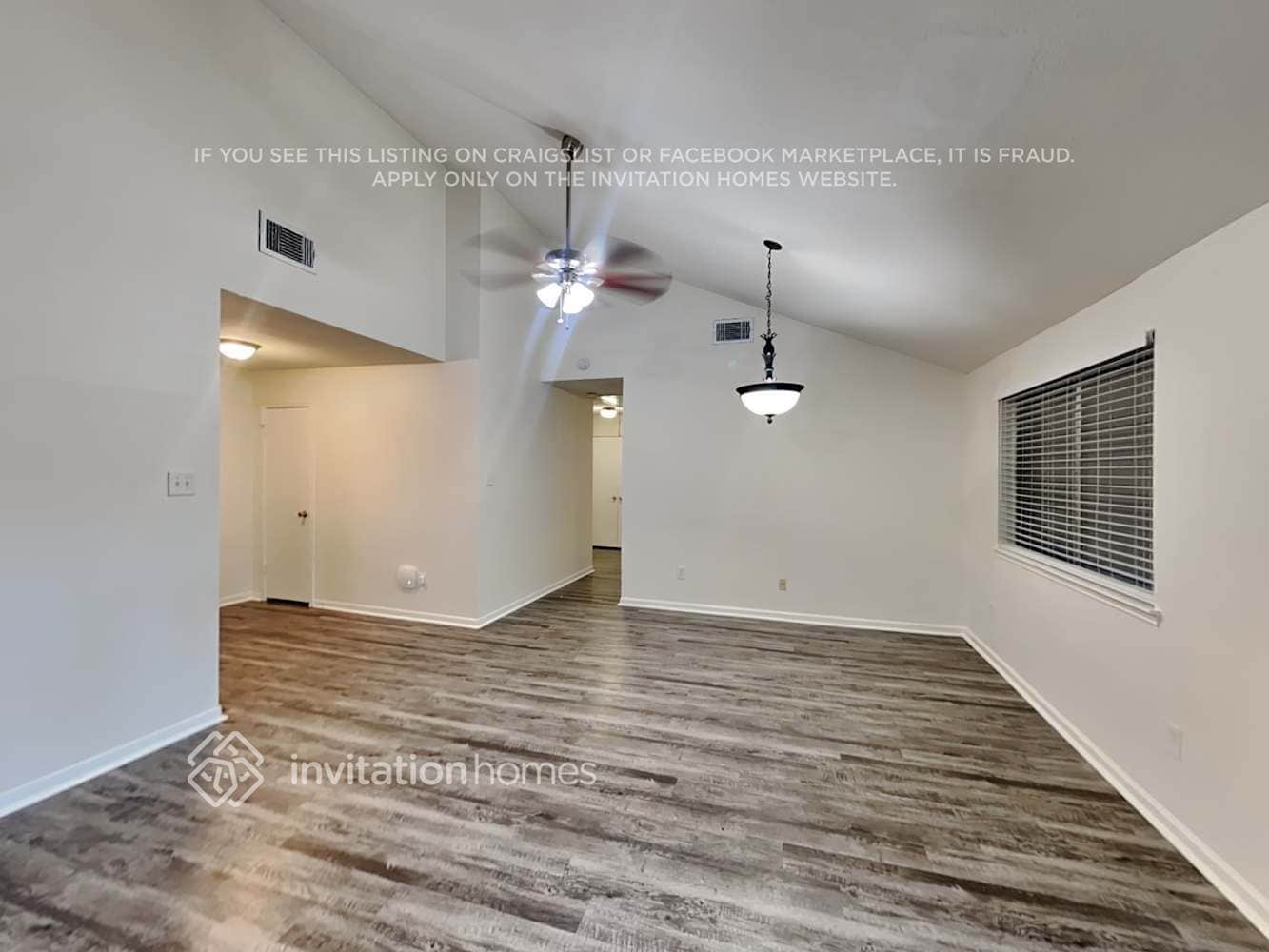 Building Photo - 9207 Prairie Trails Dr