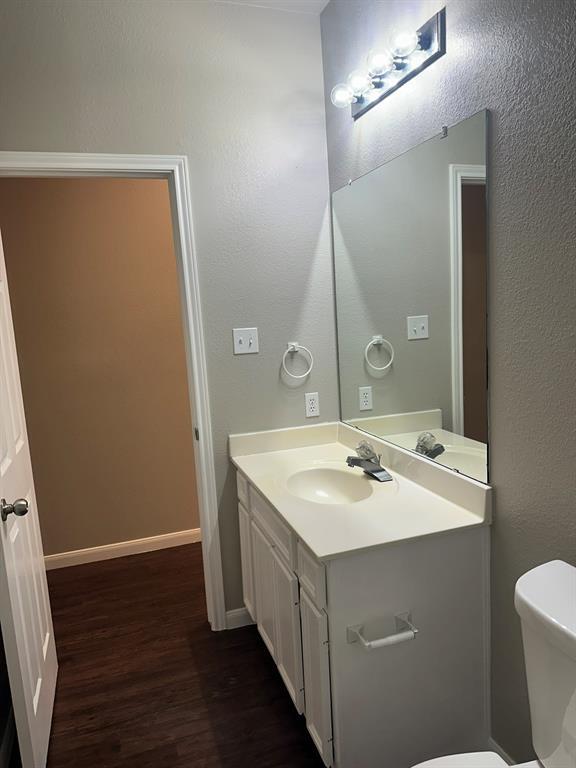 Building Photo - 1503 Cedar Park Dr