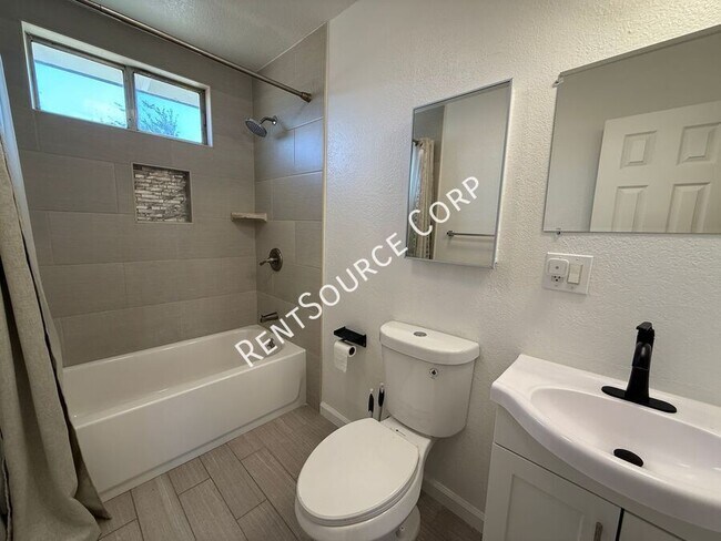 Building Photo - 4318 Ave L 2