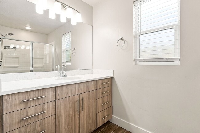 Building Photo - 6511 S Liberty Way