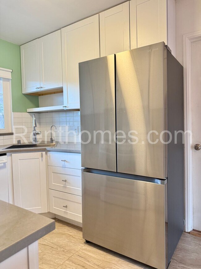 Building Photo - 3382 52nd St