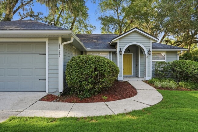 Building Photo - Wellington Place 3 Bedroom 2 Bath