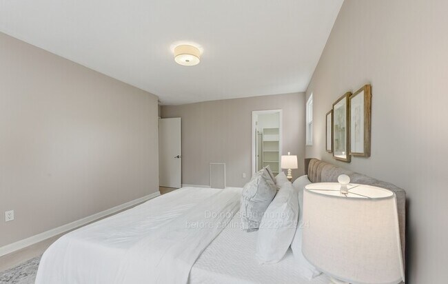 Building Photo - 3829 Hamilton St