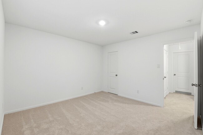 Building Photo - 15227 Abella Dr