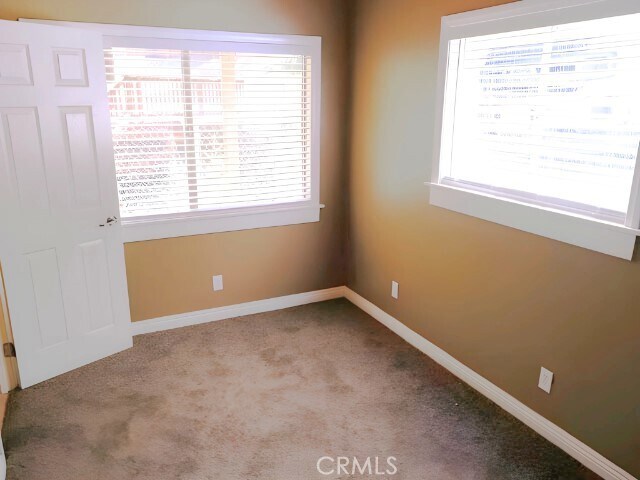 Building Photo - 2367 Deep Creek Dr
