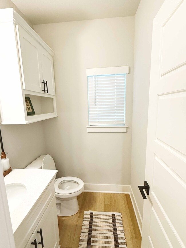 Building Photo - 1530 W Cato Springs Rd