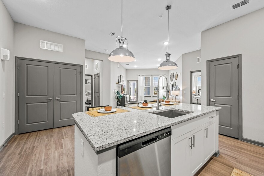 The Livano Park Boulevard 7950 Park Blvd Pinellas Park FL 33781 Apartment Finder