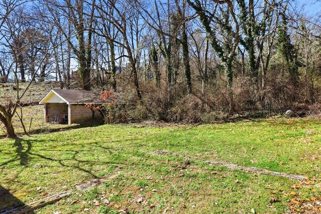 Building Photo - 5225 Central Ave