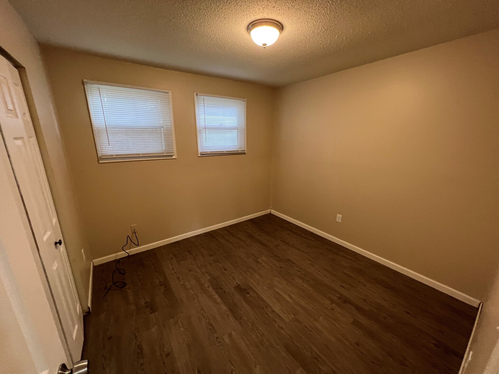Building Photo - 2608 Dale Dr