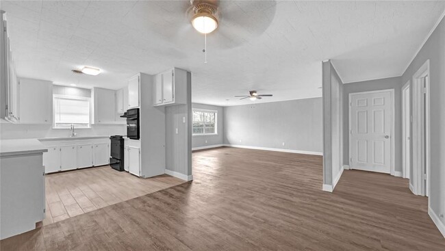 Building Photo - 4809 Truman St