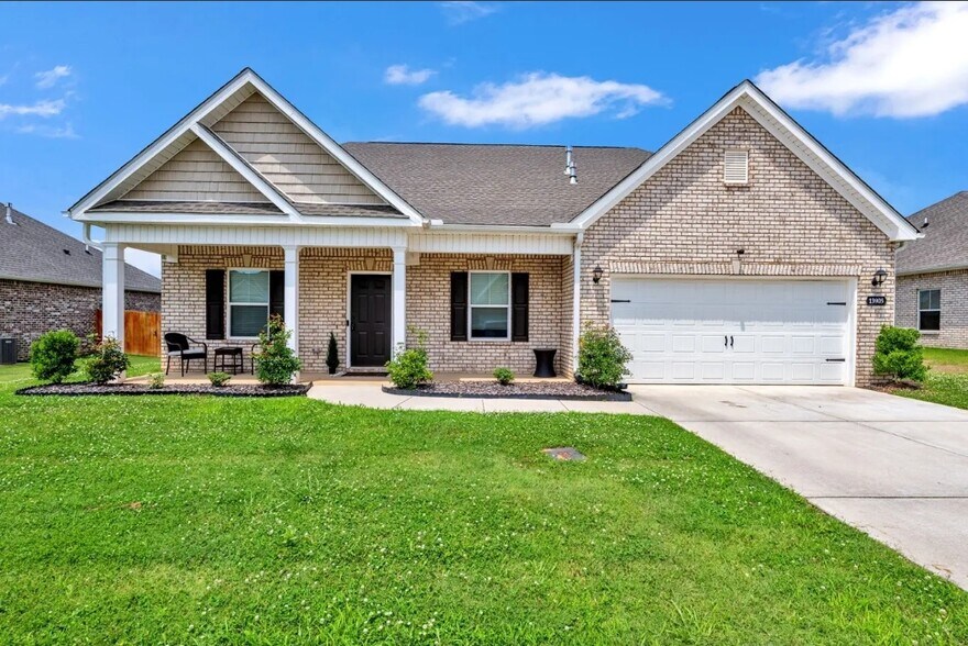 Primary Photo - 13905 Hickory Brook Rd