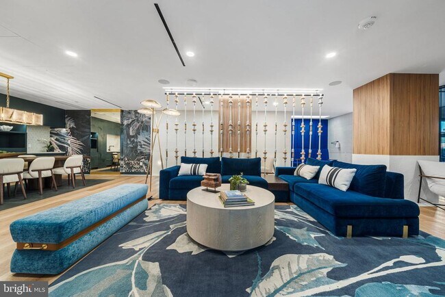 Building Photo - 255 W Falls Station Blvd