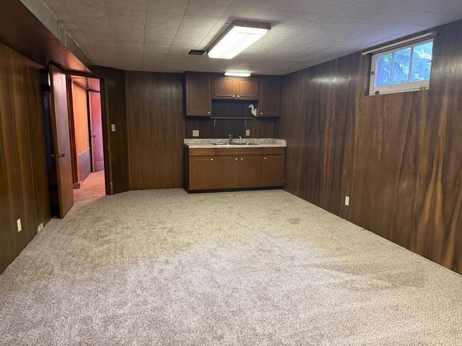 Building Photo - 2021 Taft Ave