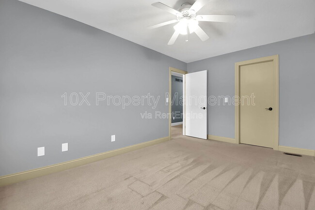 Building Photo - 203 Miller Dr
