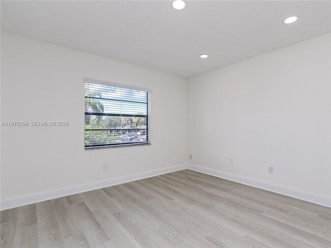 Building Photo - 21559 Cypress Hammock Dr