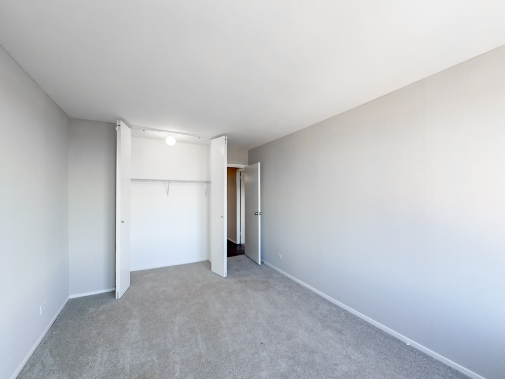 Building Photo - 4334 N Hazel St