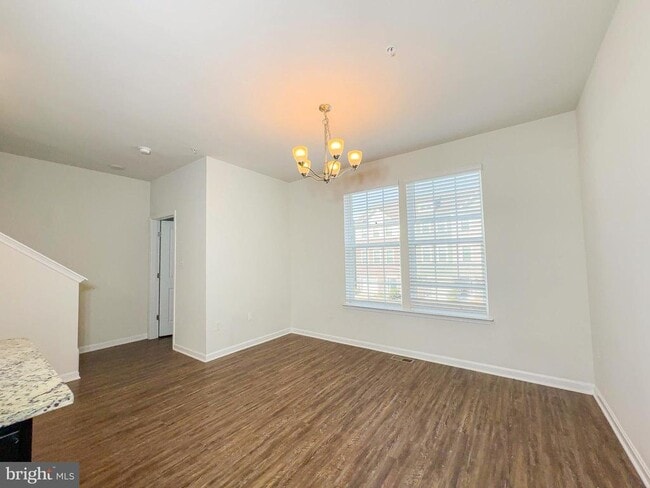 Building Photo - 1713 Red Fox Trl