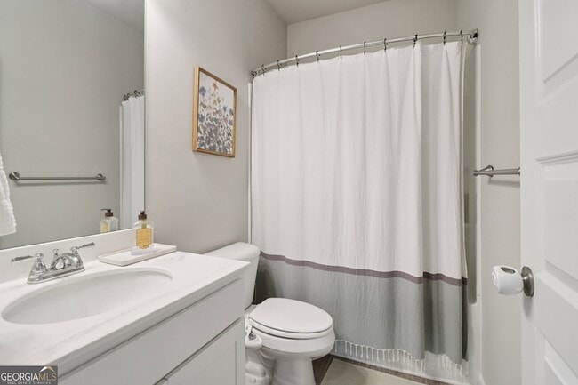 Building Photo - 3890 Clarington Dr