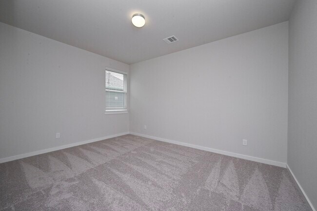 Building Photo - 33019 School Hl Rd