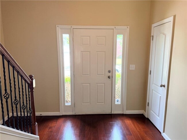 Building Photo - 2066 Peach Shoals Cir