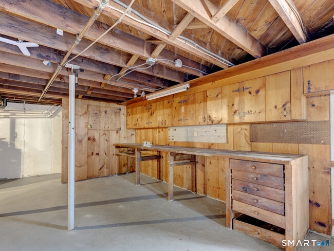 Building Photo - 36 Westview Terrace