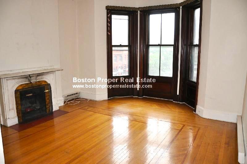 Primary Photo - 429 Beacon St