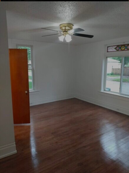 Building Photo - 701 Litchfield St