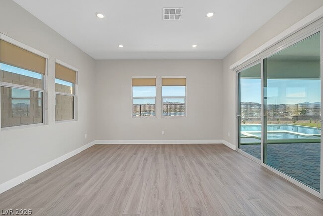 Building Photo - 349 Tigullio Ave